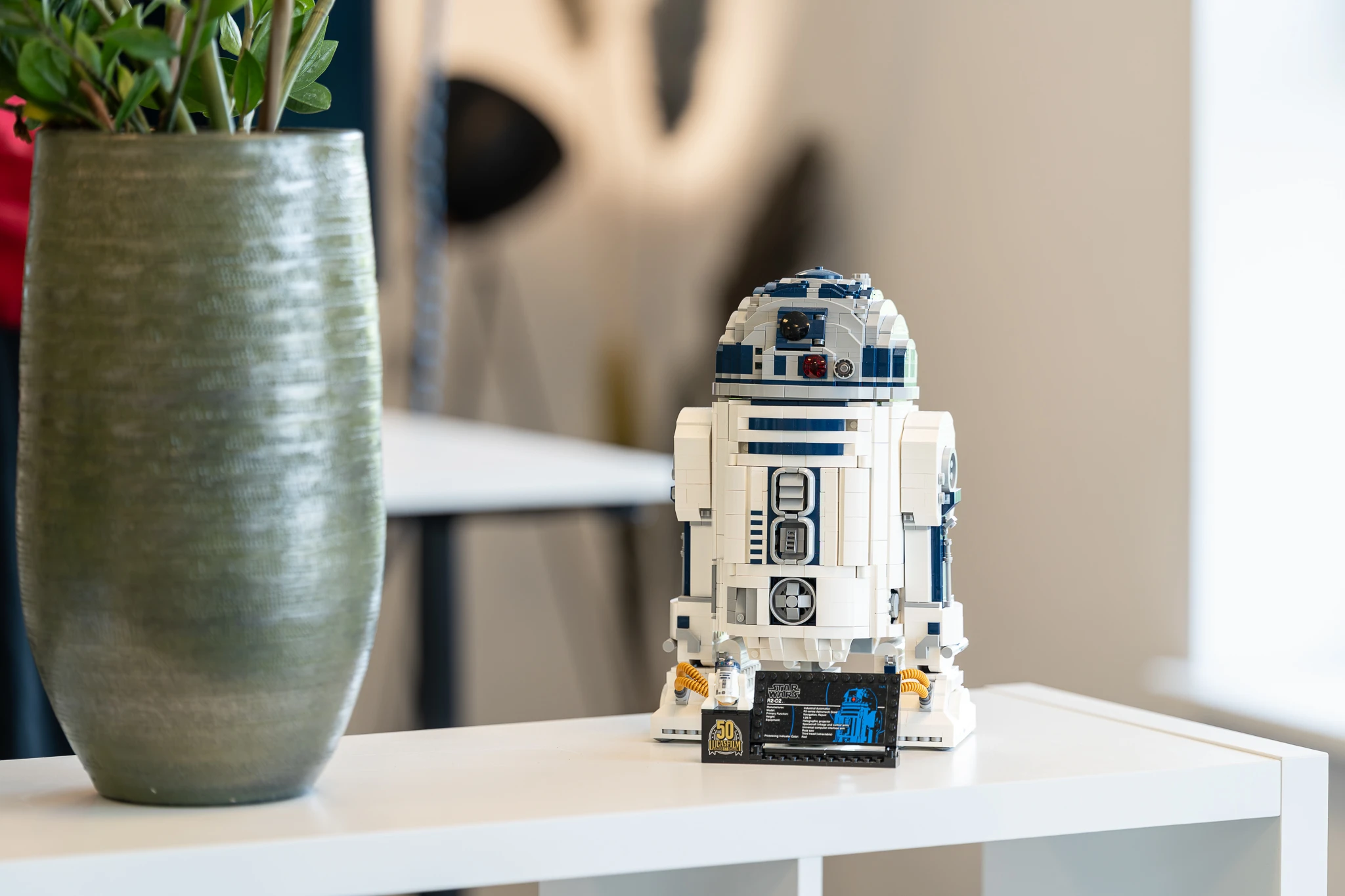 Lego R2D2